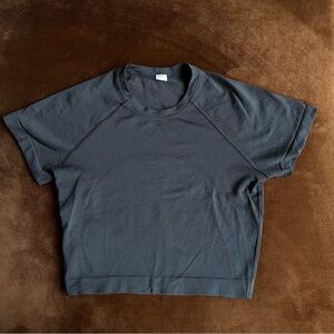 Black Lululemon Short Sleeve Tee